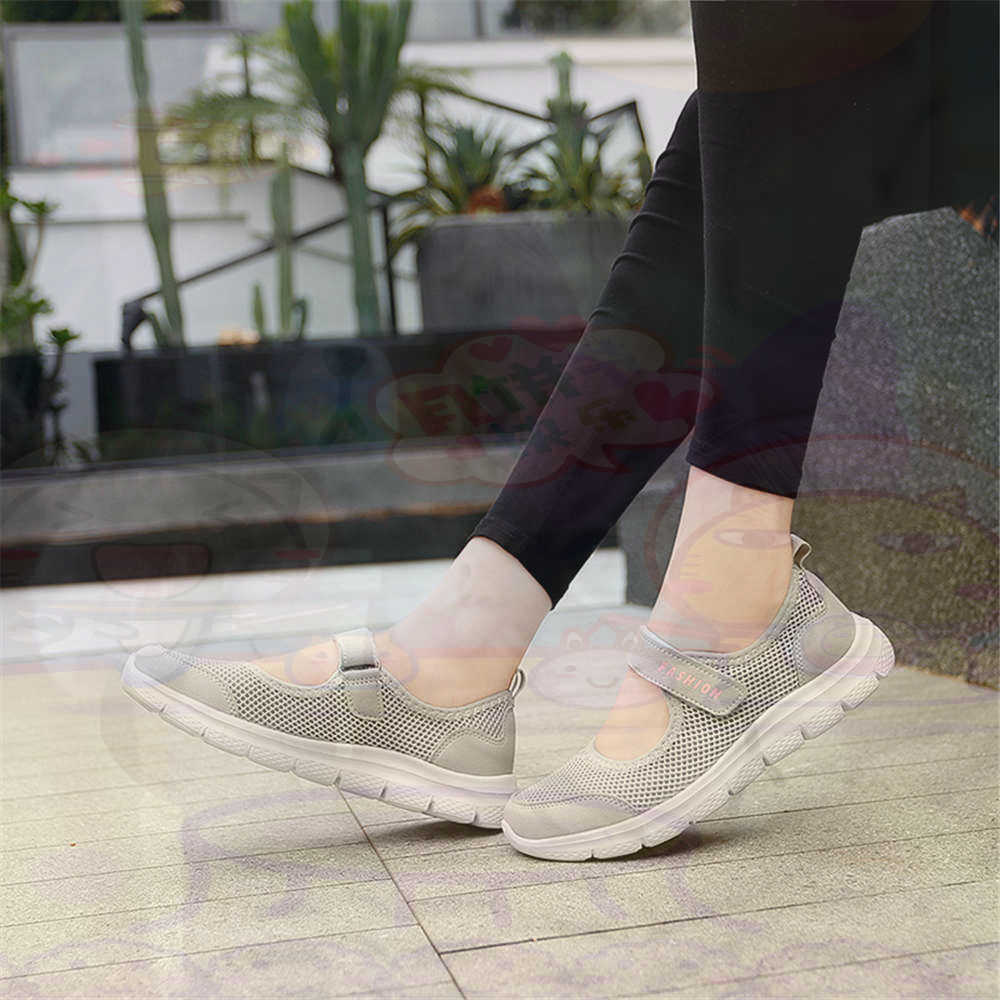 Vintage Fashion Reseller - Sepatu Tenis Wanita Jaring Nomor 40