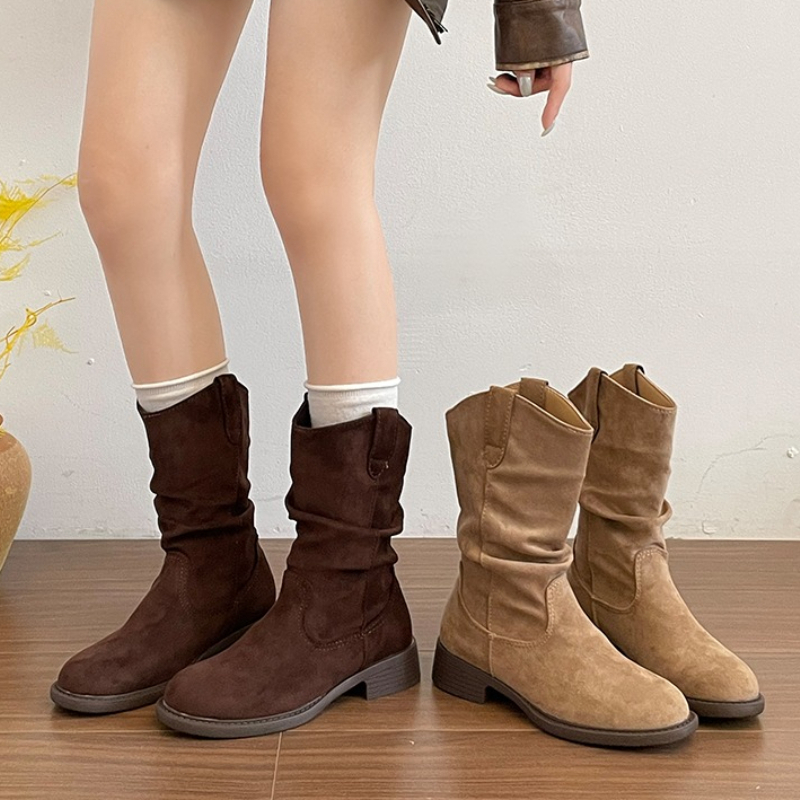 Vintage Fashion Rome - Sepatu Bot Wanita Model Vintage dengan