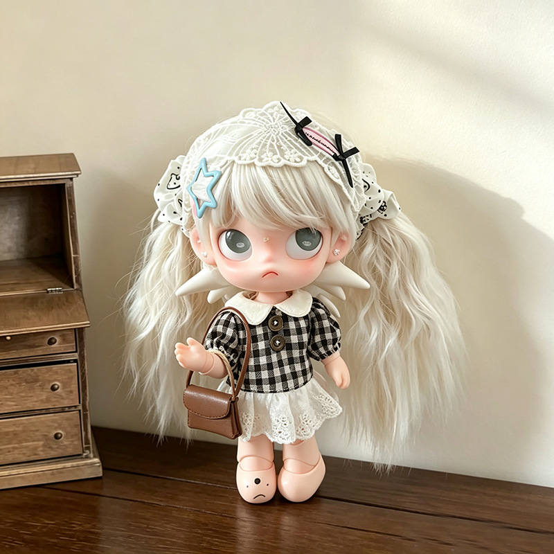 Gaun Boneka Kotak-kotak Manis  - Vintage Fashion Dolls ulasan dan harga
