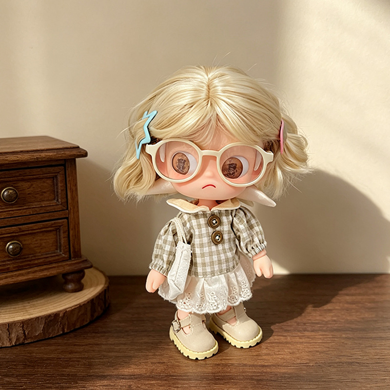 Gaun Boneka Kotak-kotak Manis  - Vintage Fashion Dolls ulasan dan harga