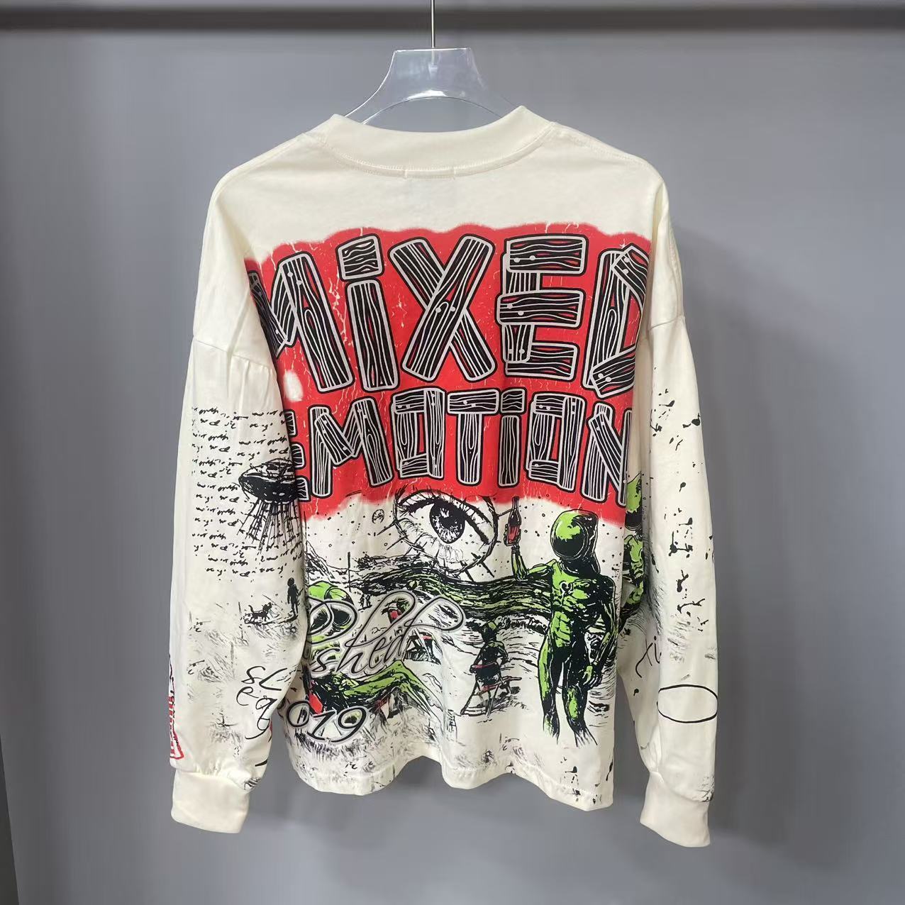 Kaos Lengan Panjang MIXED-EMOT - Vintage Fashion Streetwear ulasan dan harga