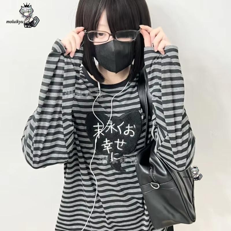 Kaos Lengan Panjang Kerah O Vi - Vintage Fashion Y2K ulasan dan harga