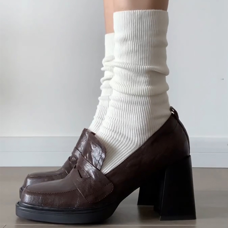 Sepatu pantofel hak tebal wani - Vintage Fashion Female ulasan dan harga