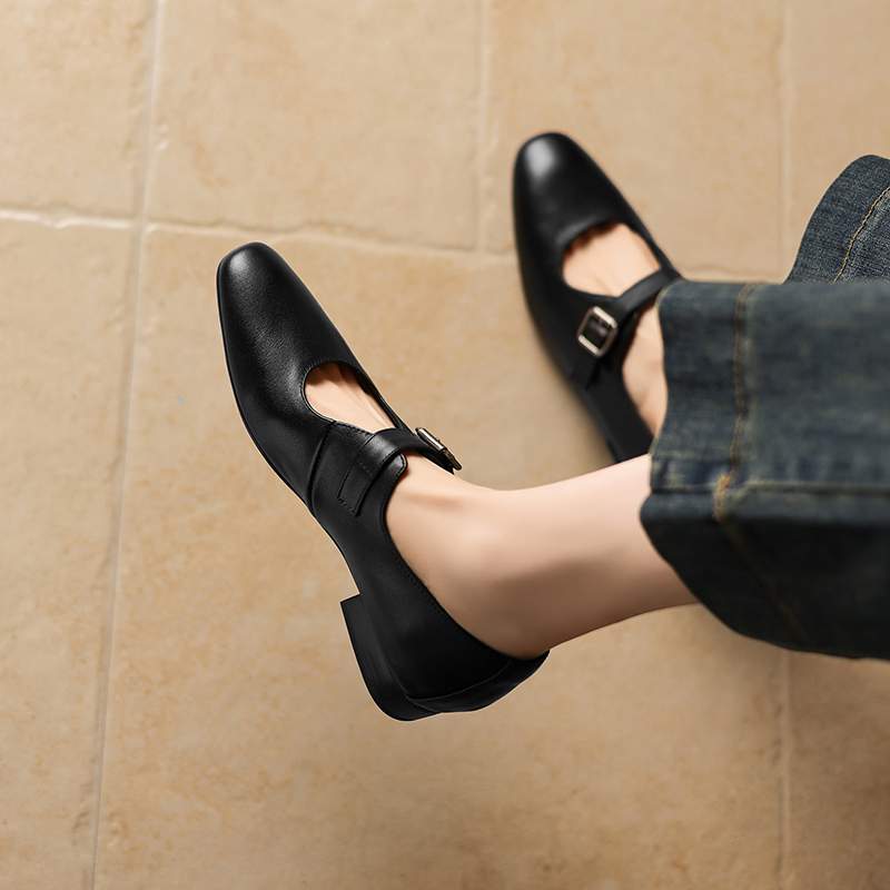 Krazing Pot Sepatu Hak Rendah  - Vintage Fashion Rome ulasan dan harga